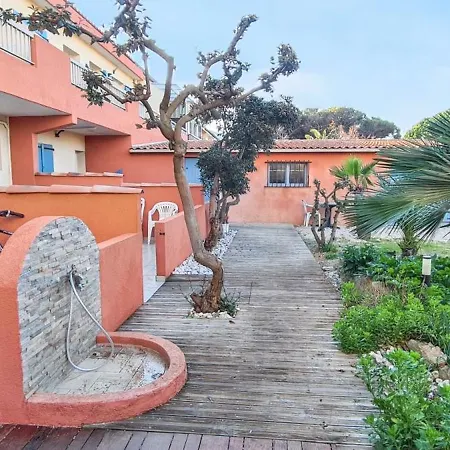 Apartment A Avec Barbecue - 22 M² Hyères