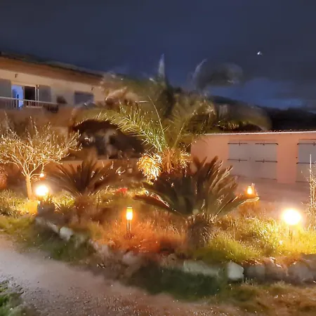 A Avec Barbecue - 22 M² * Hyères